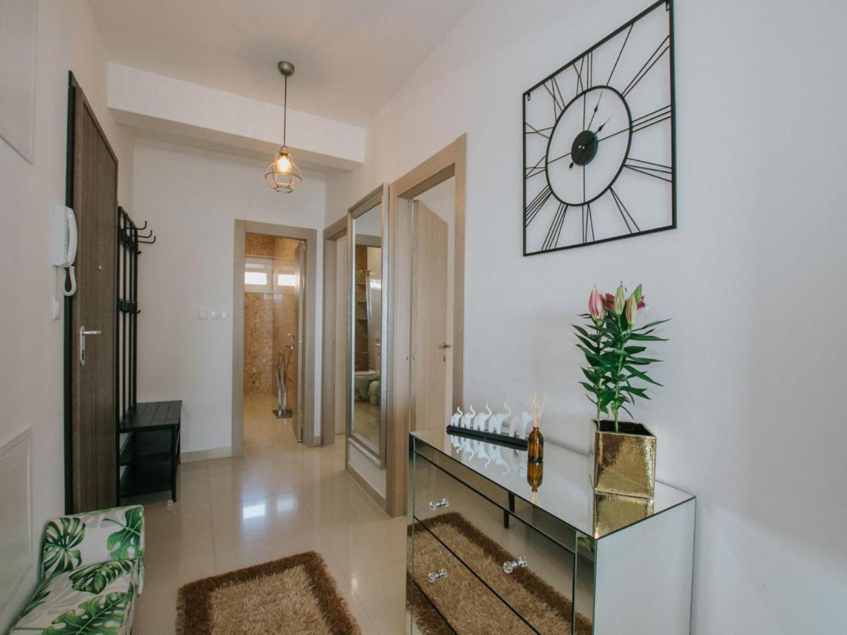 Luxury Apartment Di Трогір Екстер'єр фото