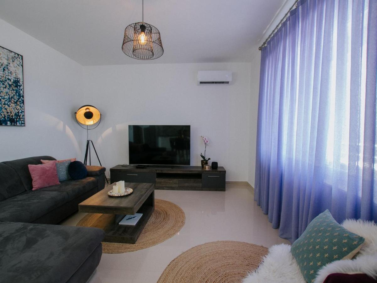 Luxury Apartment Di Трогір Екстер'єр фото